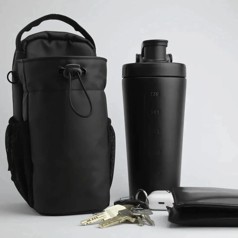 Ultimate Magnetic Water Bottle Holder - Portable Gym Bag for Active Lifestyles
